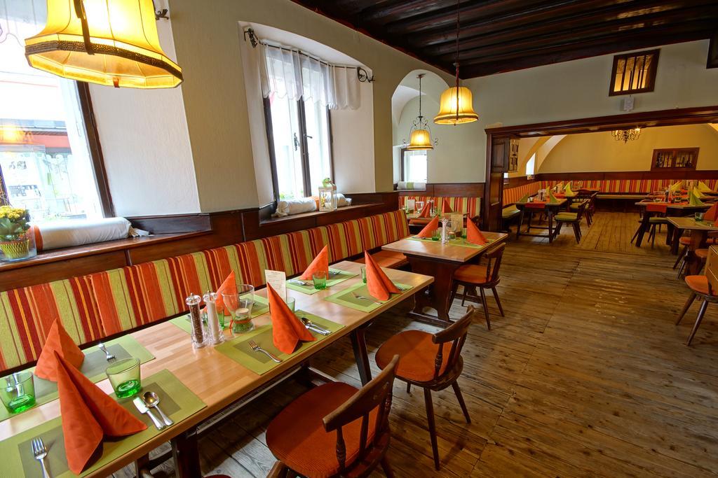 Hotel Restaurant Das Roessl วินดิชการ์สเทิน ภายนอก รูปภาพ